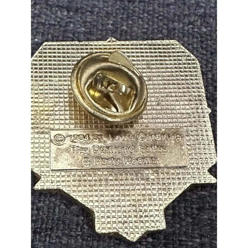 1994 St Louis Cardinals Coca Cola Classic Lapel Pin Diamond Source Vintage MLB
